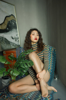 箱中女在线观看